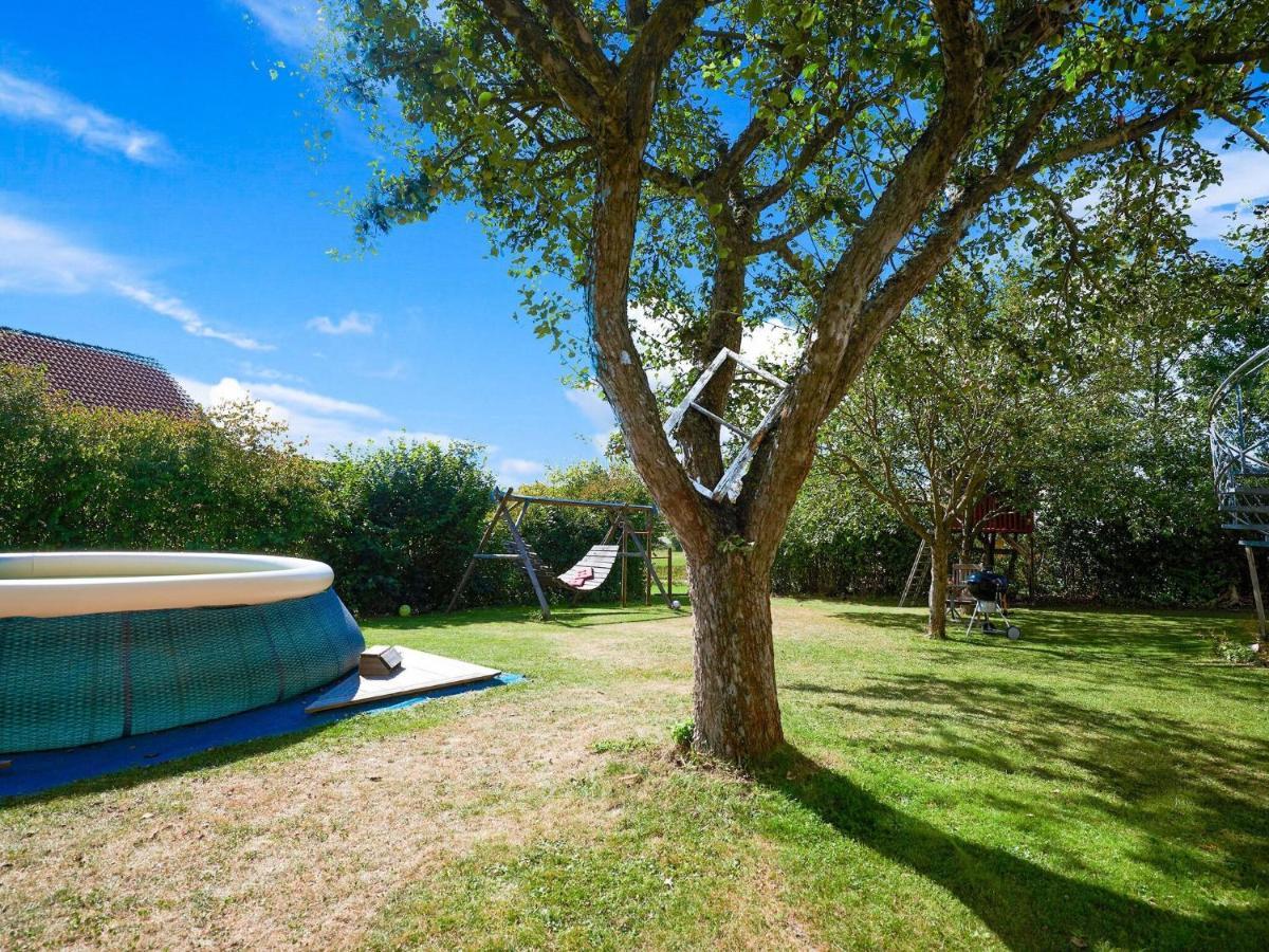 Nice Flat With Sauna Covered Terrace Garden And Tree House For Children Zandt Eksteriør billede